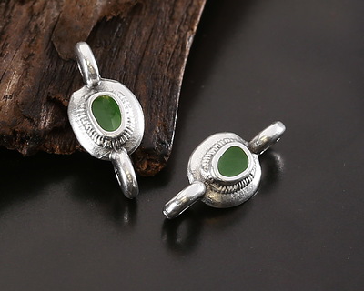 Antique Silver (plated) Green Enamel Ornate Organic Oval Focal Link 15x7mm