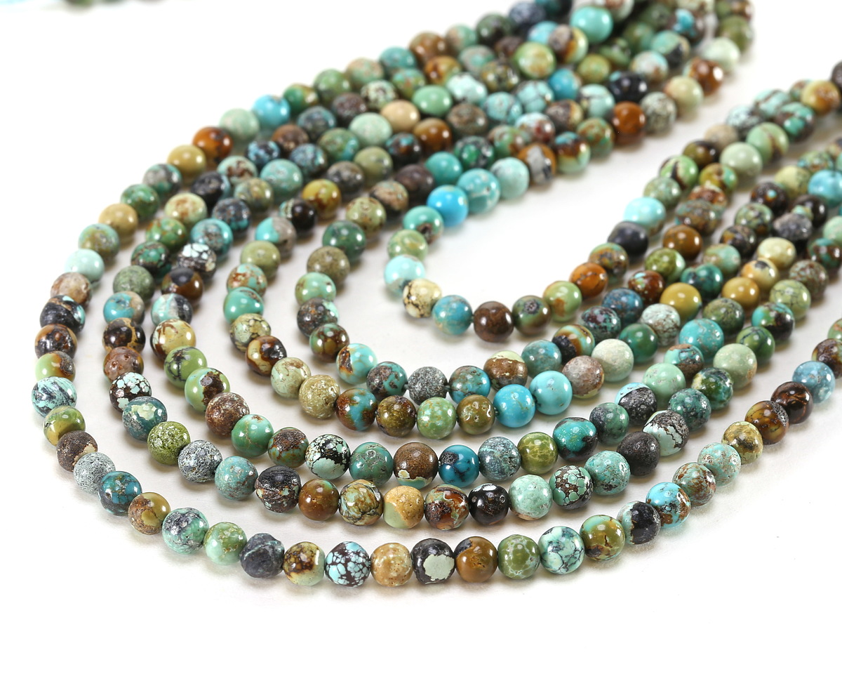 Green Blue Hubei Turquoise (w/ Matrix) Round 3.5-4mm