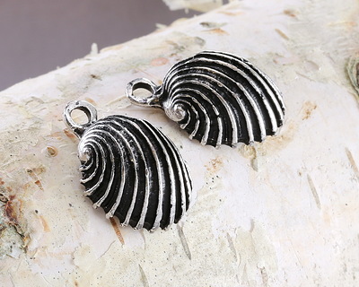 Mykonos Antique Silver (plated) Cockle Shell Focal 14x21mm