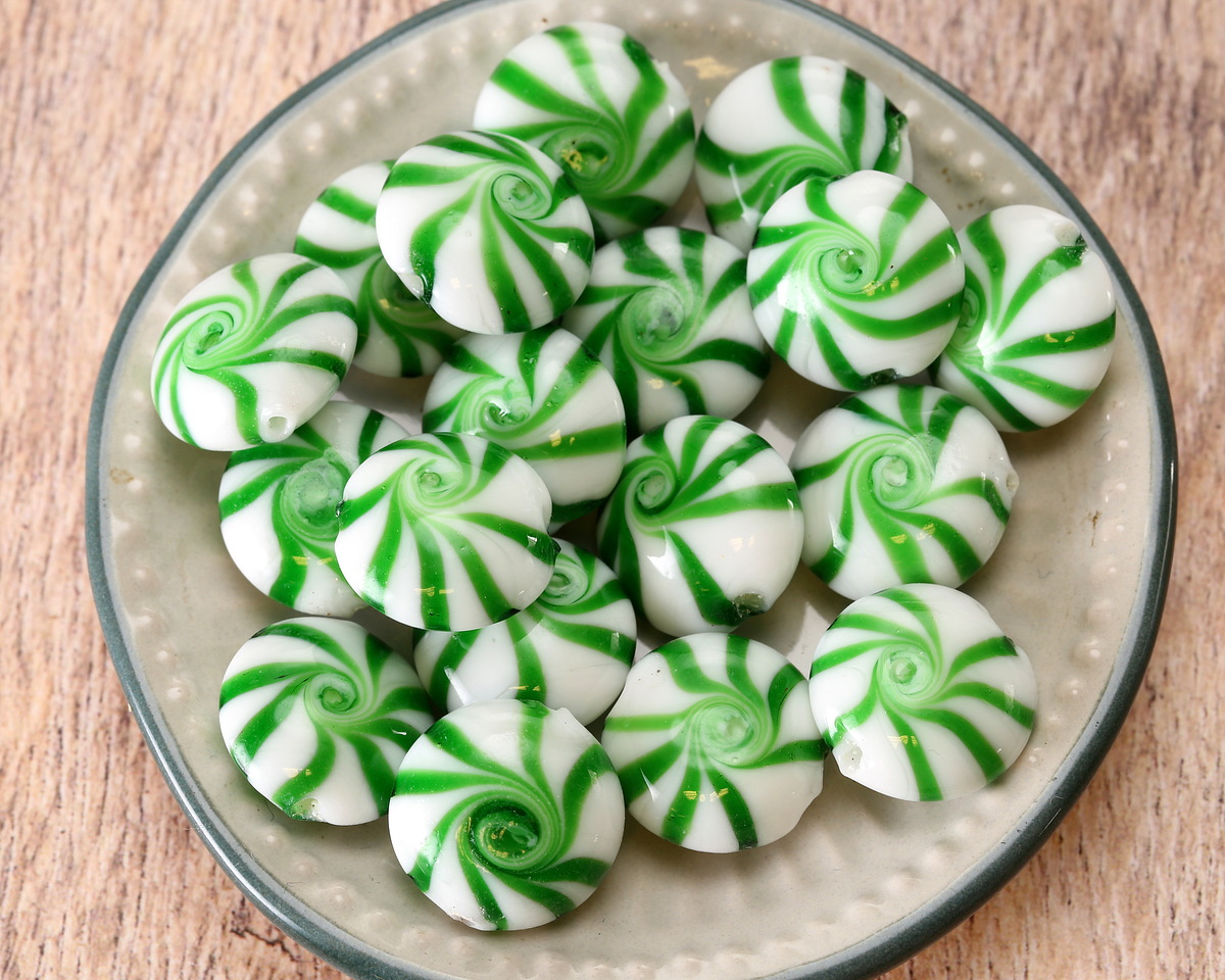 Spearmint Candy Lampwork Glass Focal Bead 15-16mm
