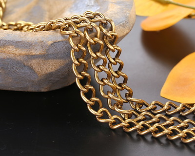 Antique Gold Finish Large Curb Chain