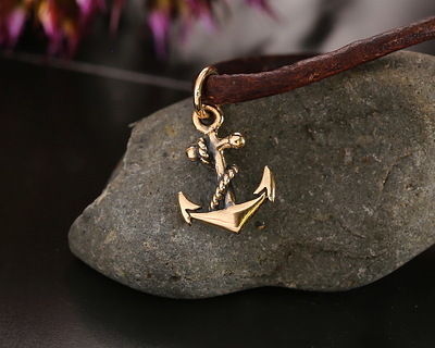 Nina Designs Bronze Anchor Focal 9x16mm