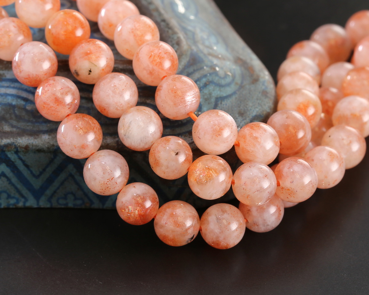Sakura Golden Sunstone Round 6mm