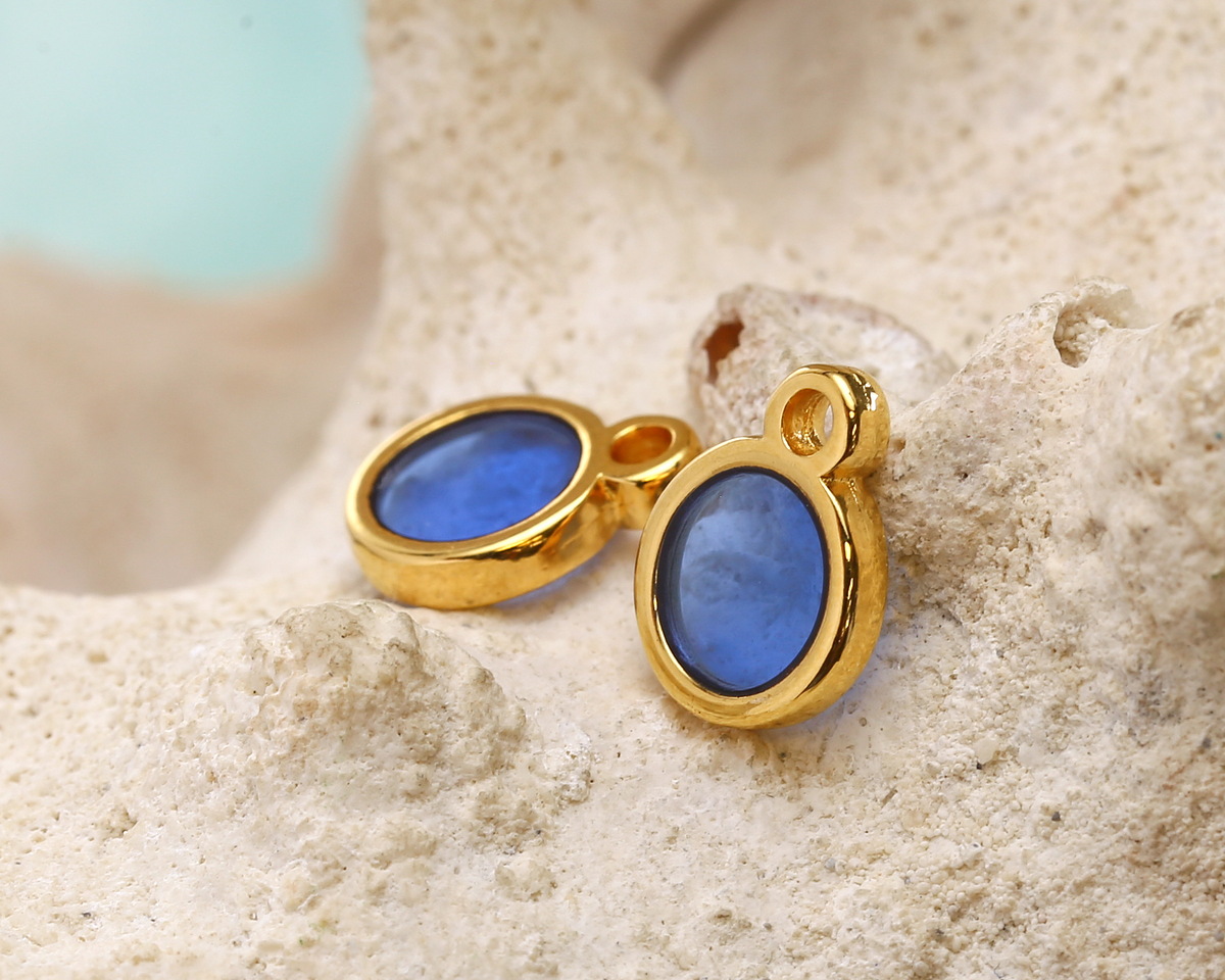 24K Gold (Plated) Transparent Cobalt Blue Resin Round Focal 8x11mm