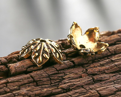 Antique Gold (plated) Leaf Bead Cap 6x14mm