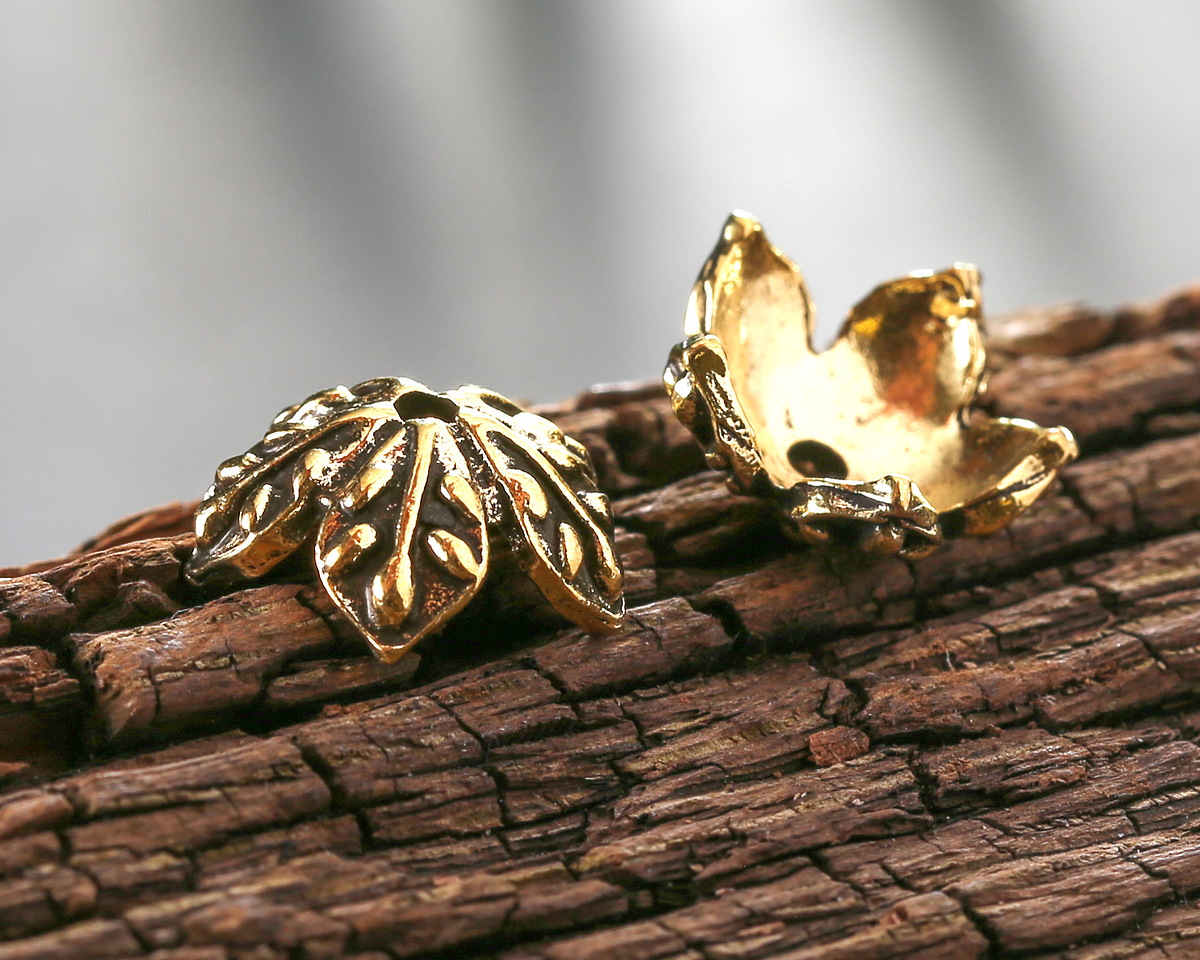 Antique Gold (plated) Leaf Bead Cap 6x14mm