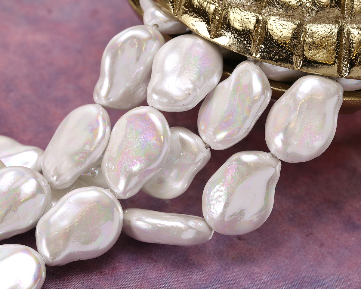 Pearly White Flat Baroque Style Shell Pearl 24x17mm