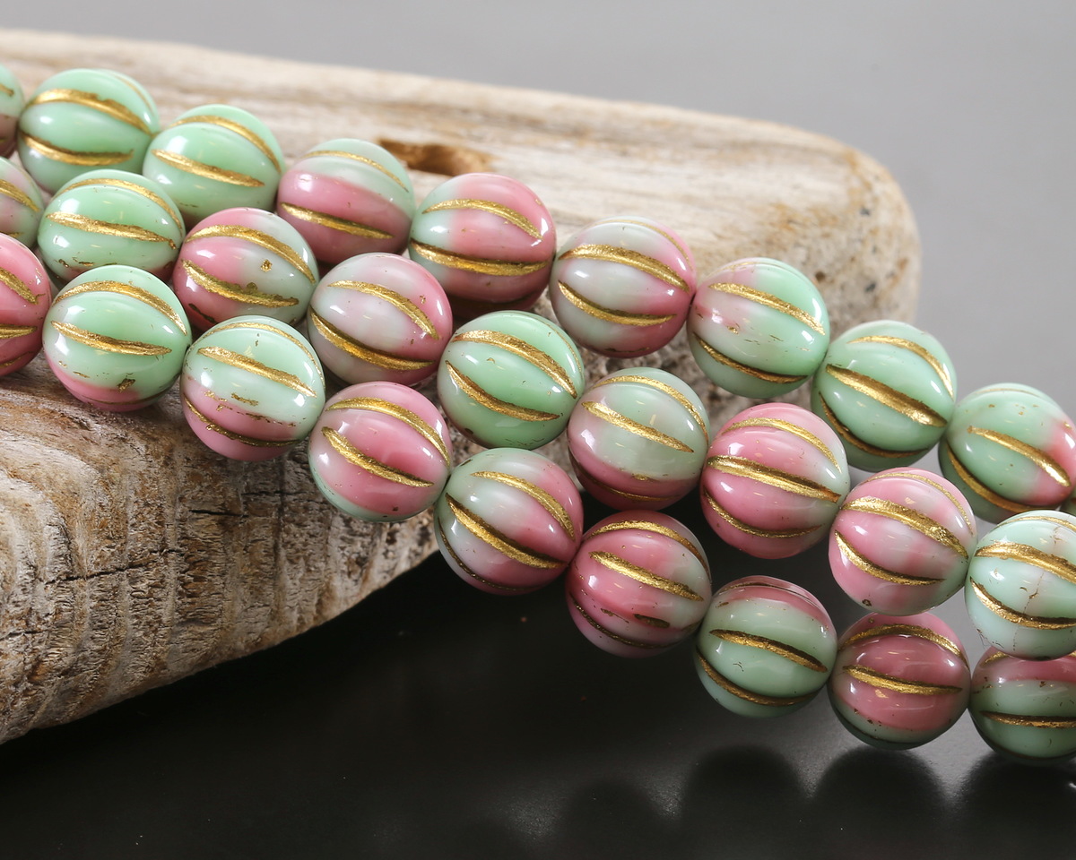 Czech Glass Flamingo Bay w/ Gold Melon Round 8mm