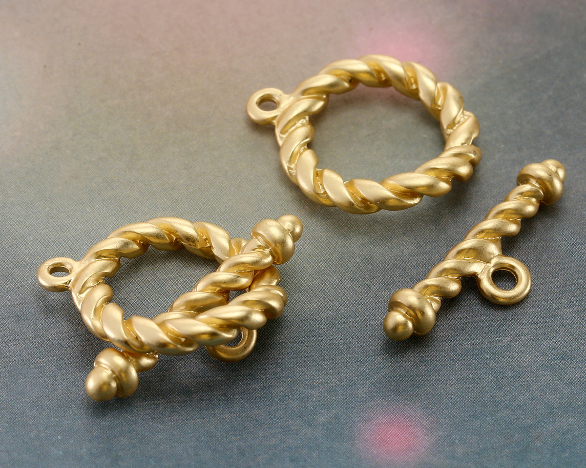 Satin Hamilton Gold (plated) Roped Toggle Clasp 24x19mm, 27mm Bar
