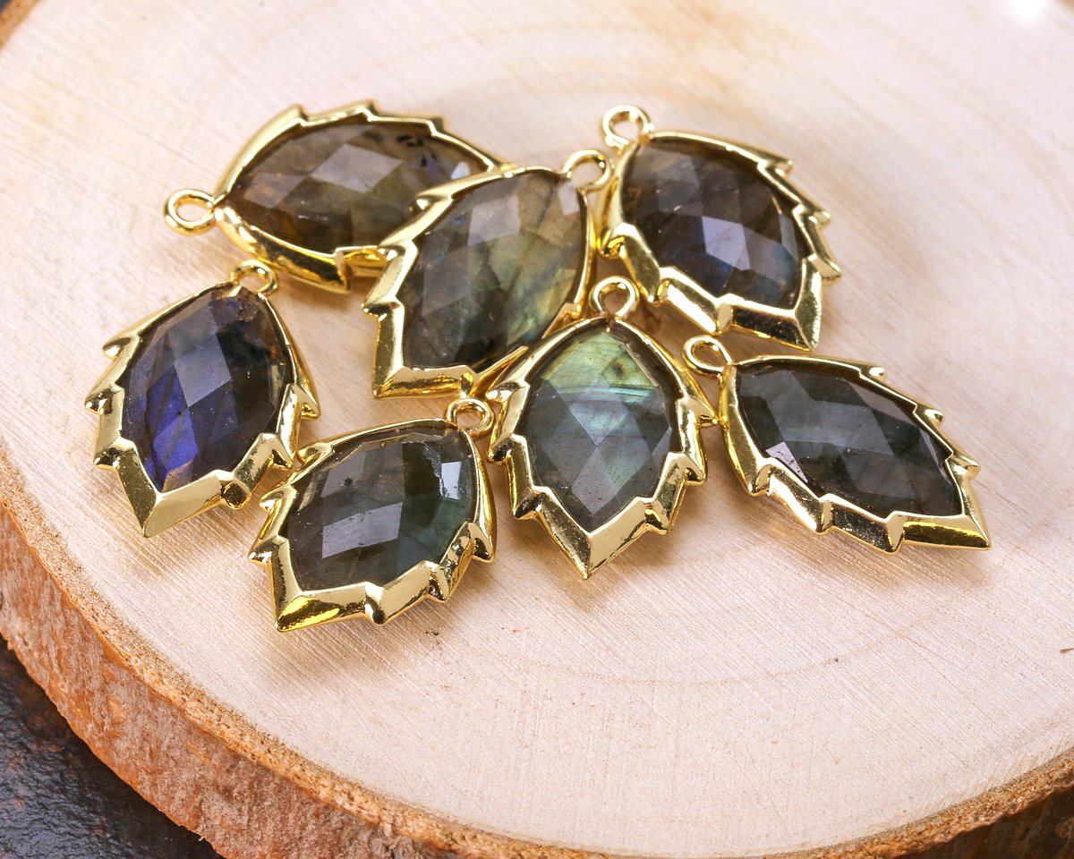 Labradorite (A) Faceted Puff Leaf Focal w/ Gold Finish 14x22mm