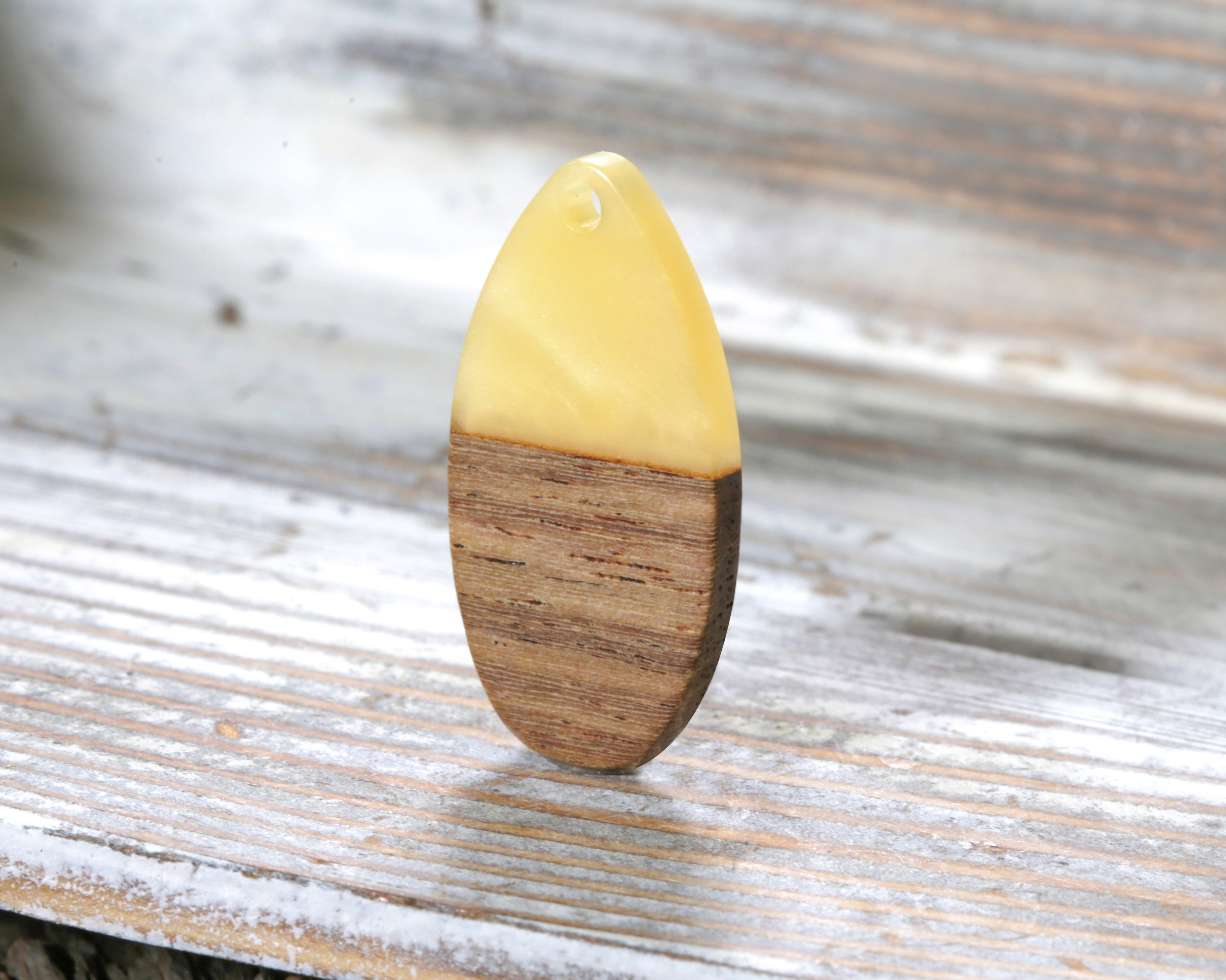 Walnut Wood & Butter Resin Teardrop Focal 16x31mm