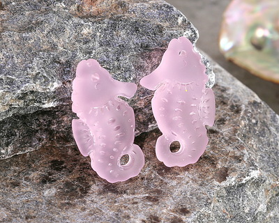 Blossom Pink Beach-Style Glass Sea Horse Pendant 17x29mm