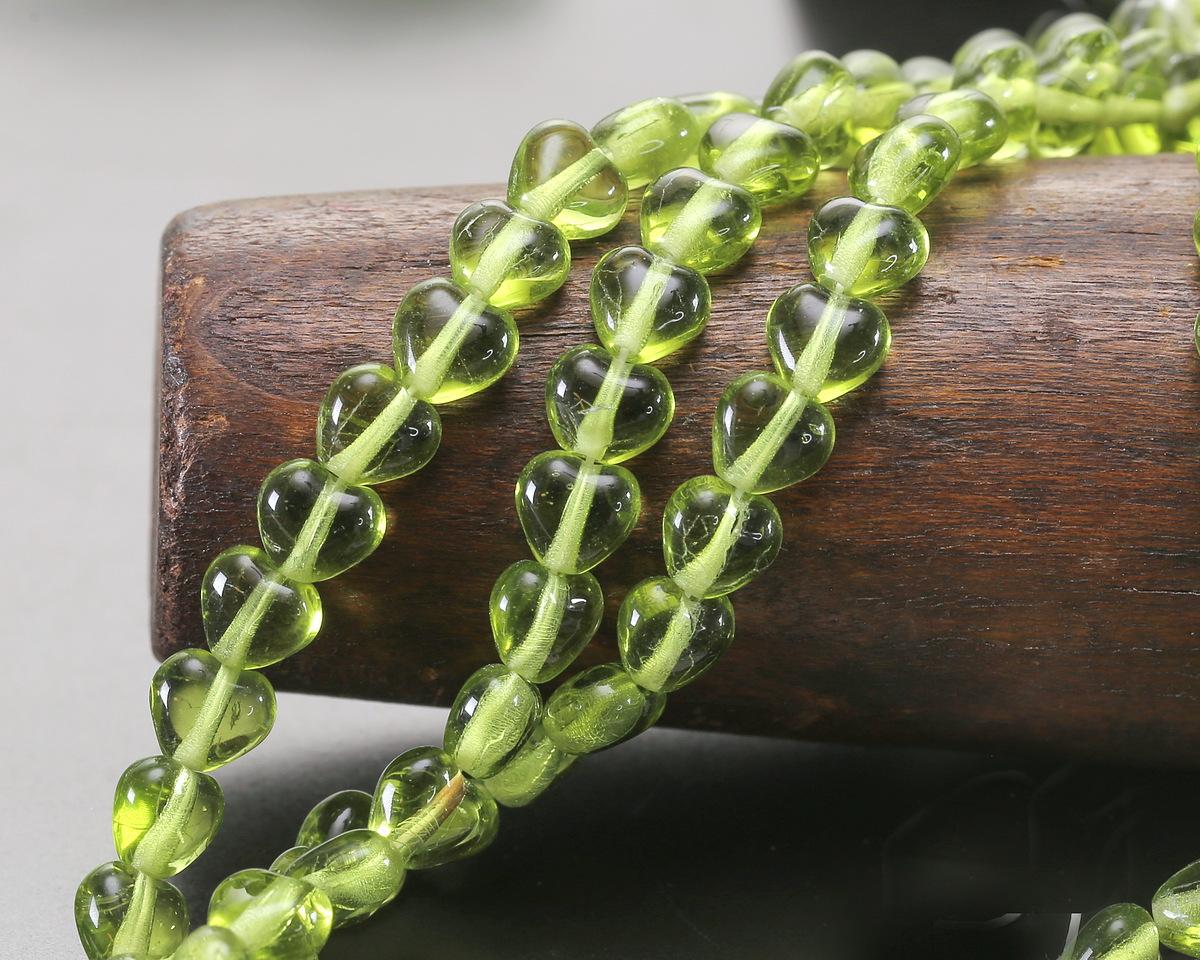 Czech Glass Olivine Small Heart 6mm