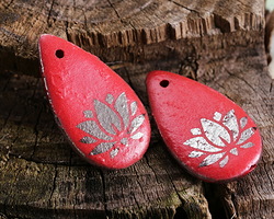 Czech Glass Laser Etched Lotus on Textured Red w/ Antique Silver Finish Teardrop 18x30mm