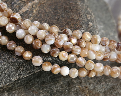 Natural Mussel Shell Mother of Pearl Round 4mm