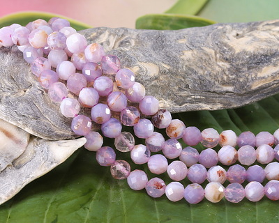 Flower Lavender Moon Quartz Microfaceted Round 5mm