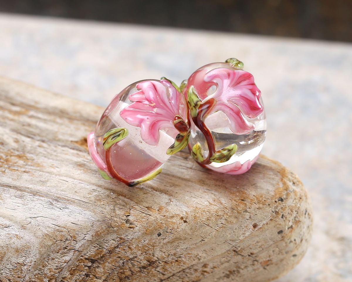 Grace Lampwork Blushing Magnolia Rondelle 9x13mm