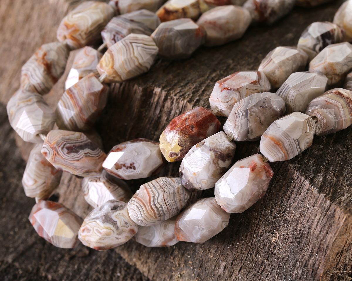 Laguna Lace Agate Microfaceted Long Nugget 15x9mm