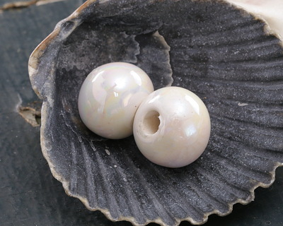 Mykonos Ceramic Iridescent White Rondelle 10x13mm