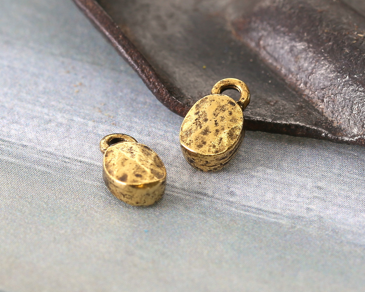 Nunn Design Antique Gold (plated) Faceted Oval Charm 10.6x6mm