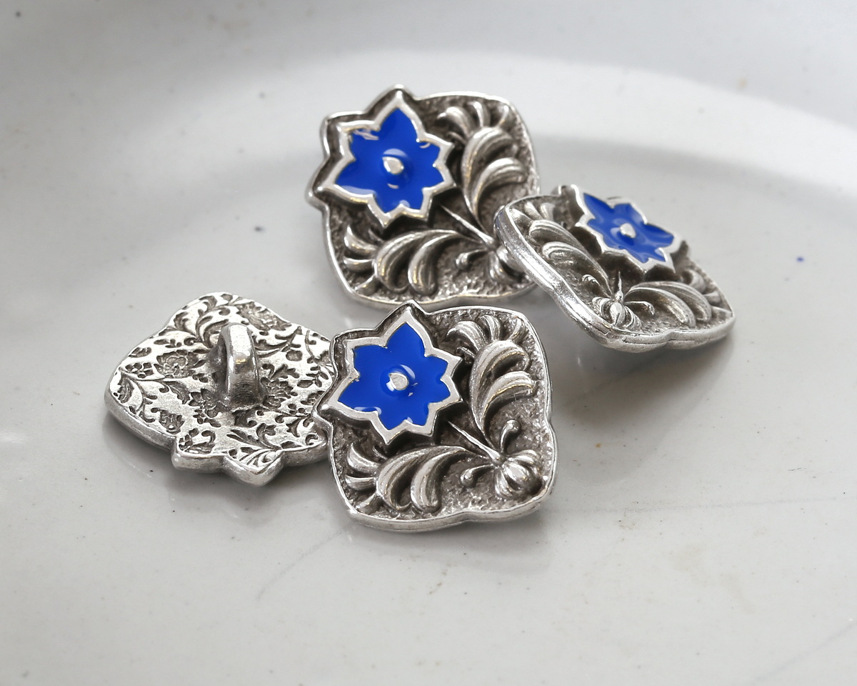 TierraCast Antique Silver (plated) Cobalt Blue Enamel Flower Square Button 14x15mm