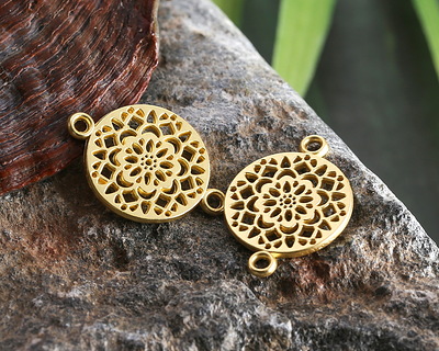 Satin Hamilton Gold (plated) Dahlia Openwork Focal Link 20x14mm