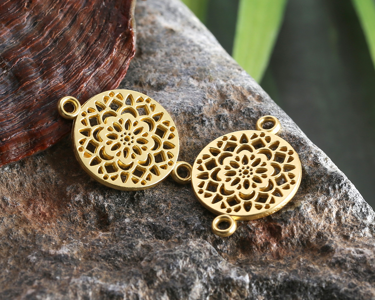 Satin Hamilton Gold (plated) Dahlia Openwork Focal Link 20x14mm