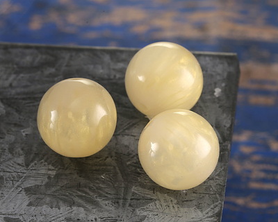 Resin Lemon Ice Shimmer Round 16mm