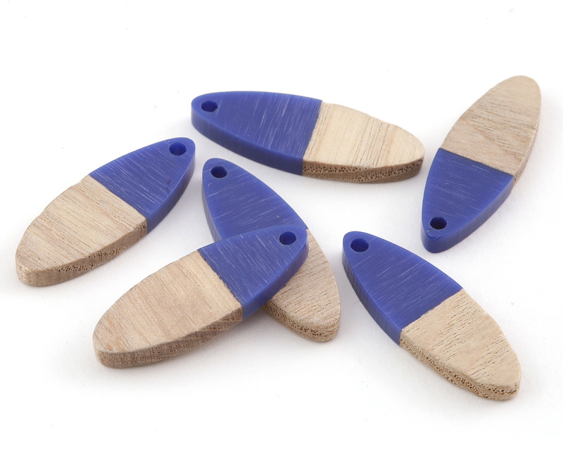 Wood & Indigo Resin Oval Focal 10x28mm