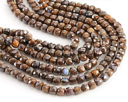 Brown Opal Microfaceted Cube 4mm