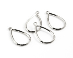 Silver (plated) Teardrop Focal 11x19mm
