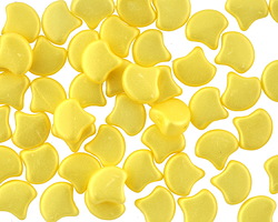 Matubo Czech Glass Chatoyant Yellow 2-Hole Ginkgo Leaf 7.5mm