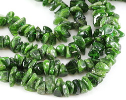 Chrome Diopside Large Chips 5-8x8-10mm
