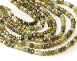 Green Garnet Microfaceted Cube 4mm