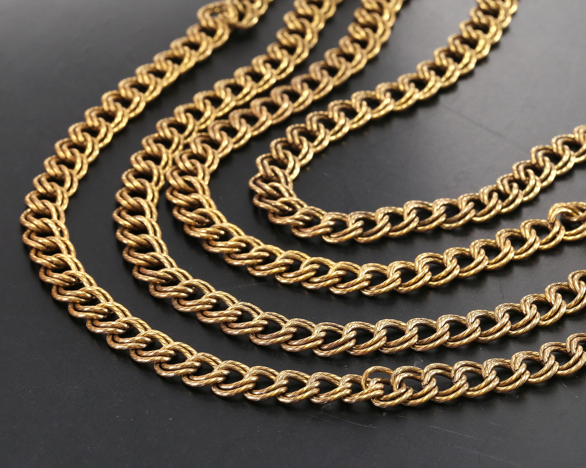 Antique Gold Finish Etched Large Parallel Curb Chain
