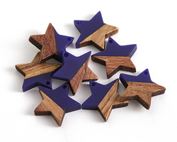 Walnut Wood & Indigo Resin Star Focal 18mm