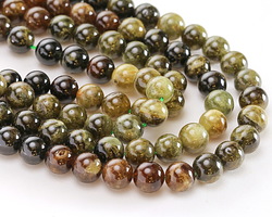 Green Garnet Ombré Round 10mm